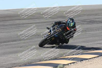 media/Oct-13-2025-Moto Forza (Mon) [[a66d839500]]/3-B Group/Session 2 (Bowl)/